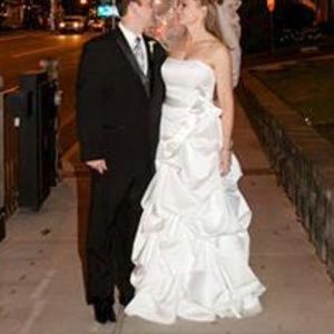 White ball gown /wedding /quinceañera /cotillion